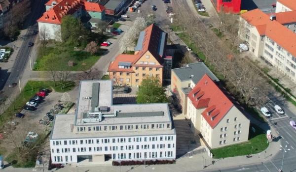 Luftbild der Verwaltungsstandorte Lutherplatz 3, Am Anger 13, Am Anger 15 und Am Anger 26
